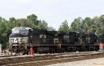 NS 7684, 8050, and 8843 sit in Glenwood Yard